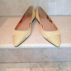 New Lilly Pulitzer Cream Flats, Size 8
